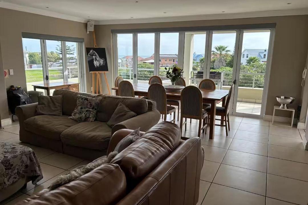Photo of Others in Sandbaai