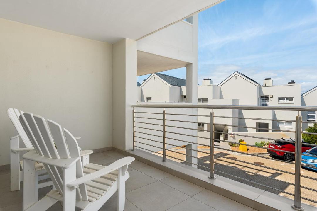Photo of Patio Balcony in Big Bay