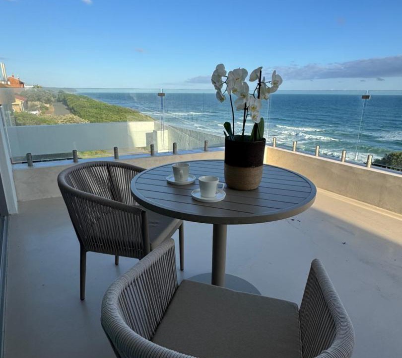Photo of Patio Balcony in Wilderness Beach