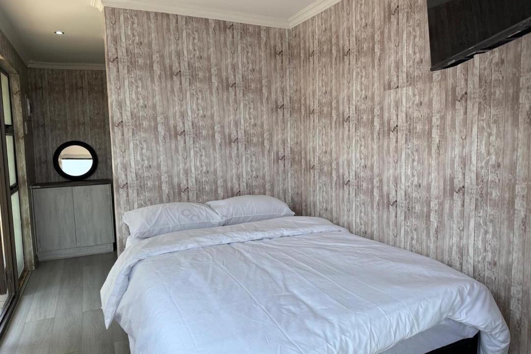 Photo of Bedroom in Moses Kotane