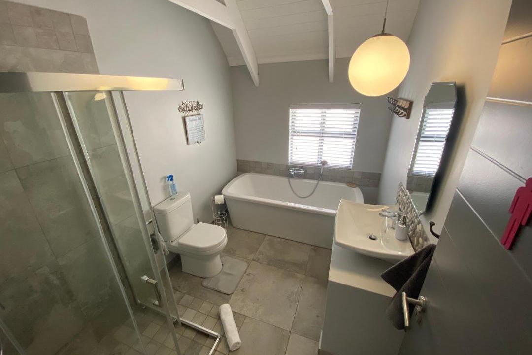 Photo of Bathroom in Dwarskersbos