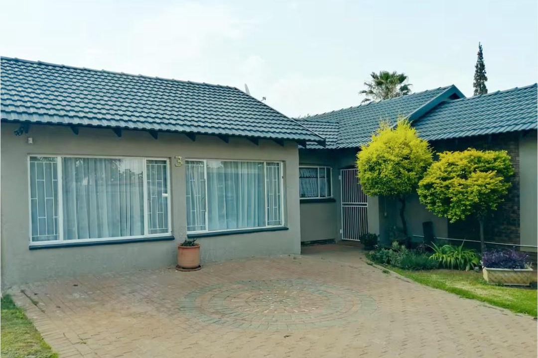 Photo of Others in Alberton