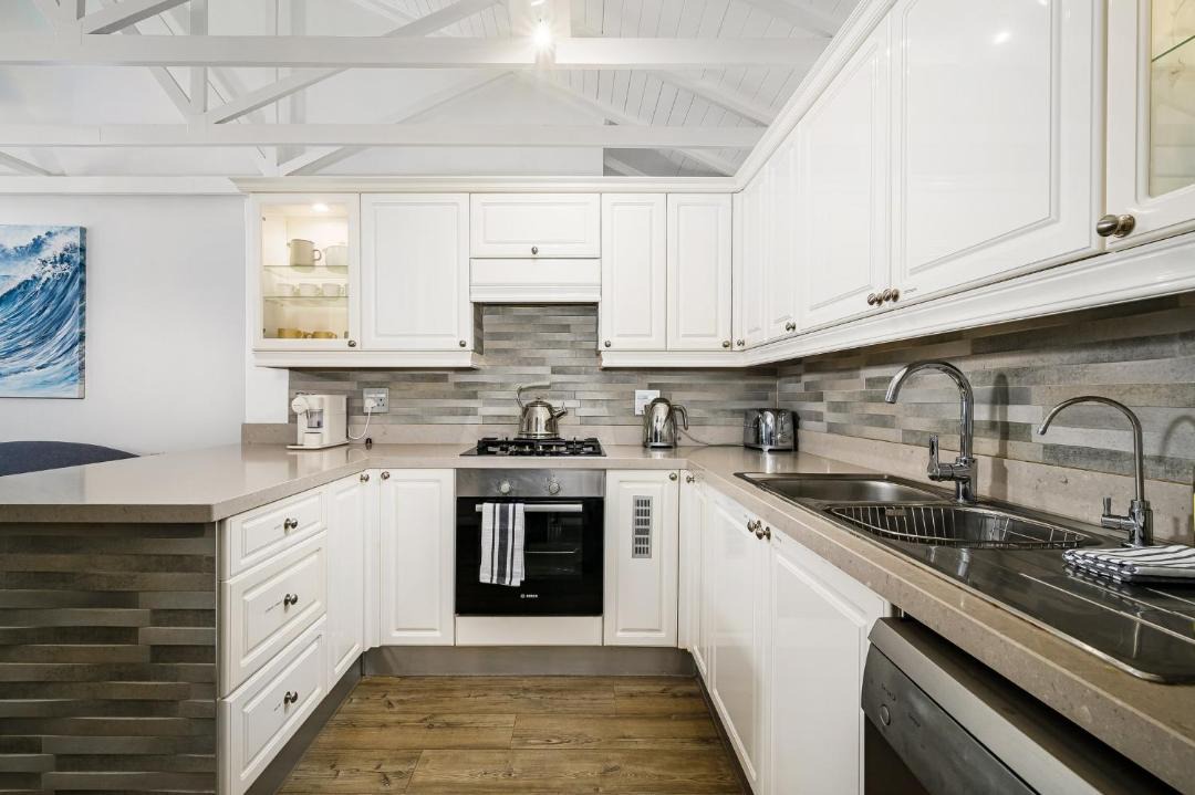 Photo of Kitchen in Pollok Beach