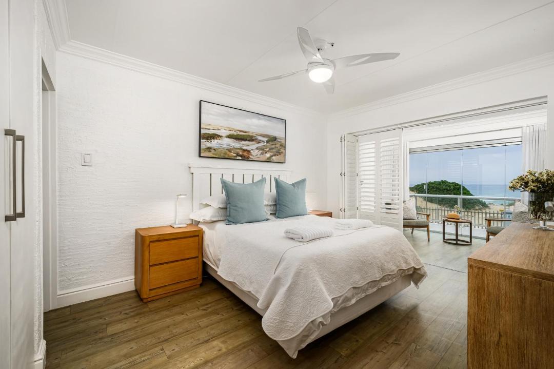Photo of Bedroom in Pollok Beach