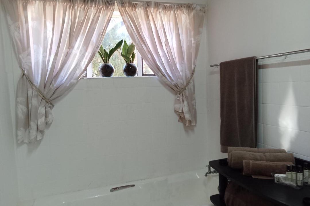 Photo of Bathroom in Tswaing