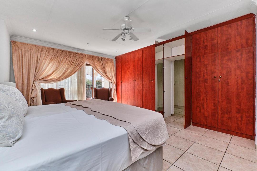 Photo of Bedroom in Greater Johannesburg Metropolitan Area