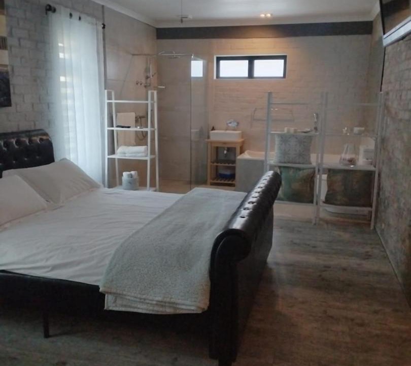 Photo of Bedroom in Betty's Bay