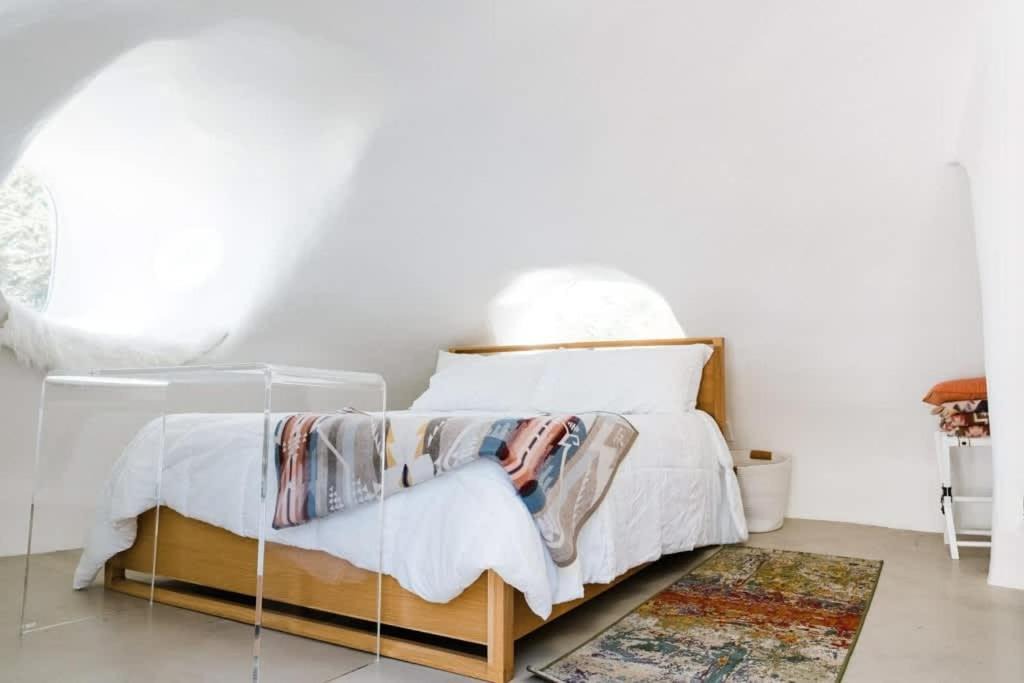 Photo of Bedroom in La Selva Beach