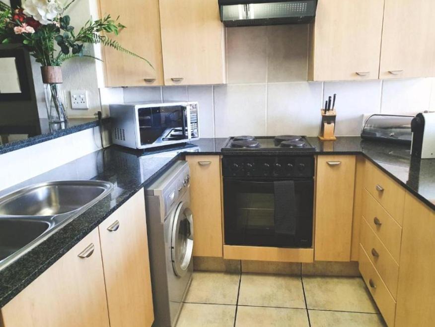 Photo of Kitchen in Greater Johannesburg Metropolitan Area