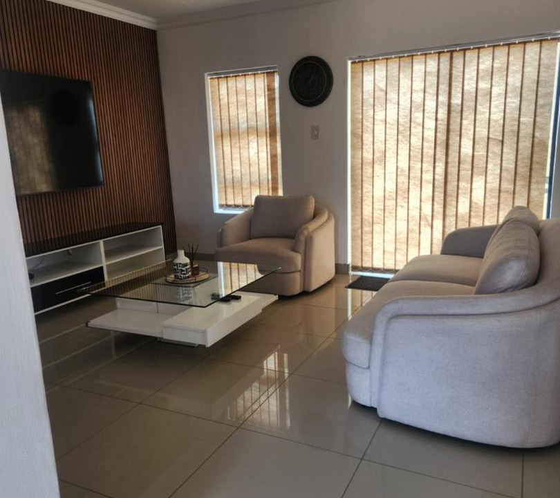 Photo of Livingroom in Mahikeng
