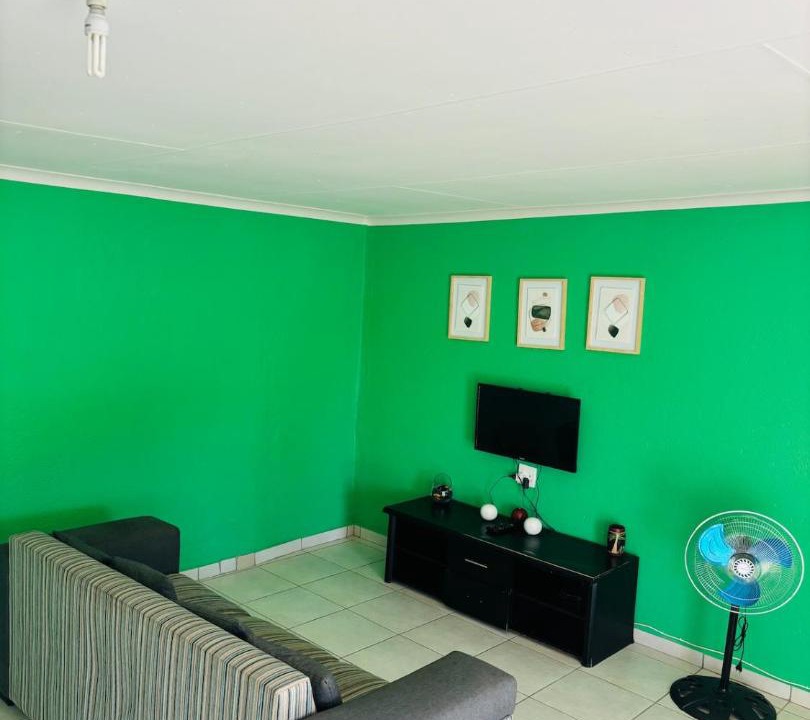 Photo of Livingroom in Hectorspruit