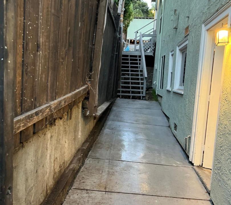 Photo of Others in Oakland