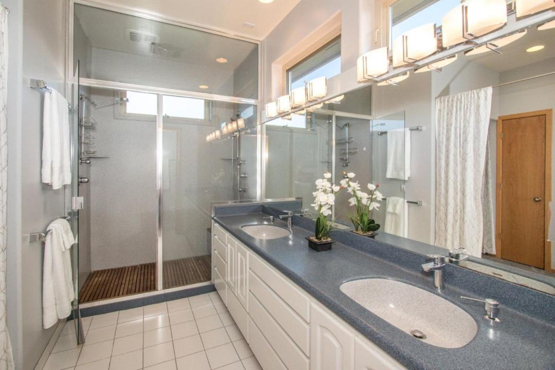 Photo of Bathroom in El Granada
