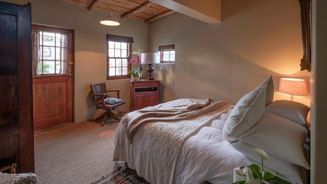 Photo of Others in Paternoster