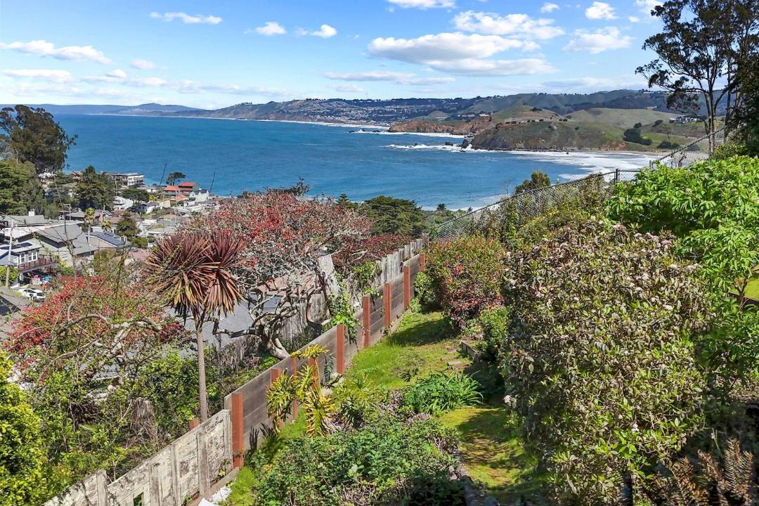 Photo of Others in Pedro Point