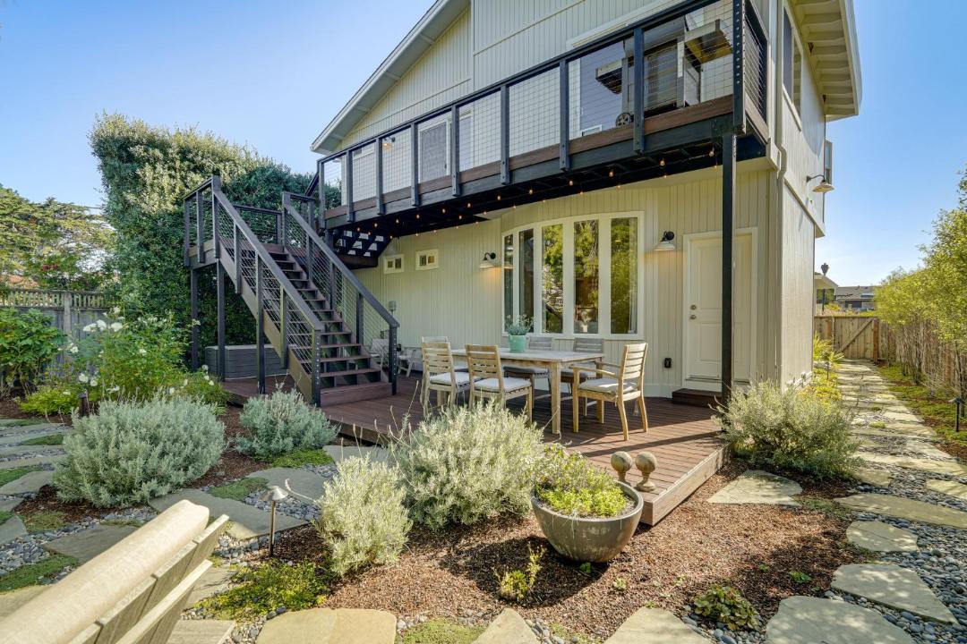Photo of Patio Balcony in Half Moon Bay