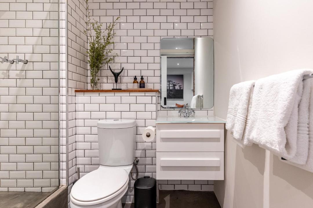 Photo of Bathroom in Three Anchor Bay