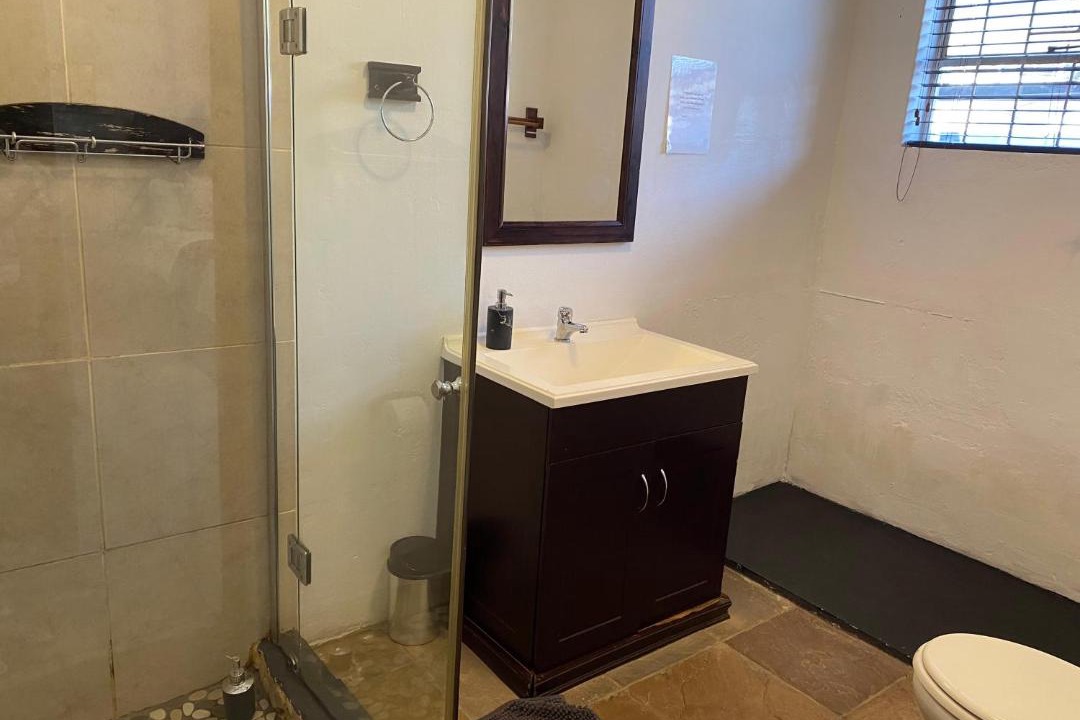 Photo of Bathroom in Waterkloof Glen