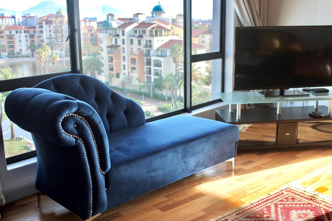 Photo of Livingroom in Century City