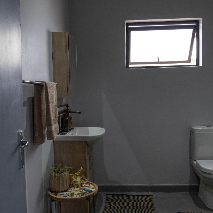 Photo of Bathroom in Siyancuma
