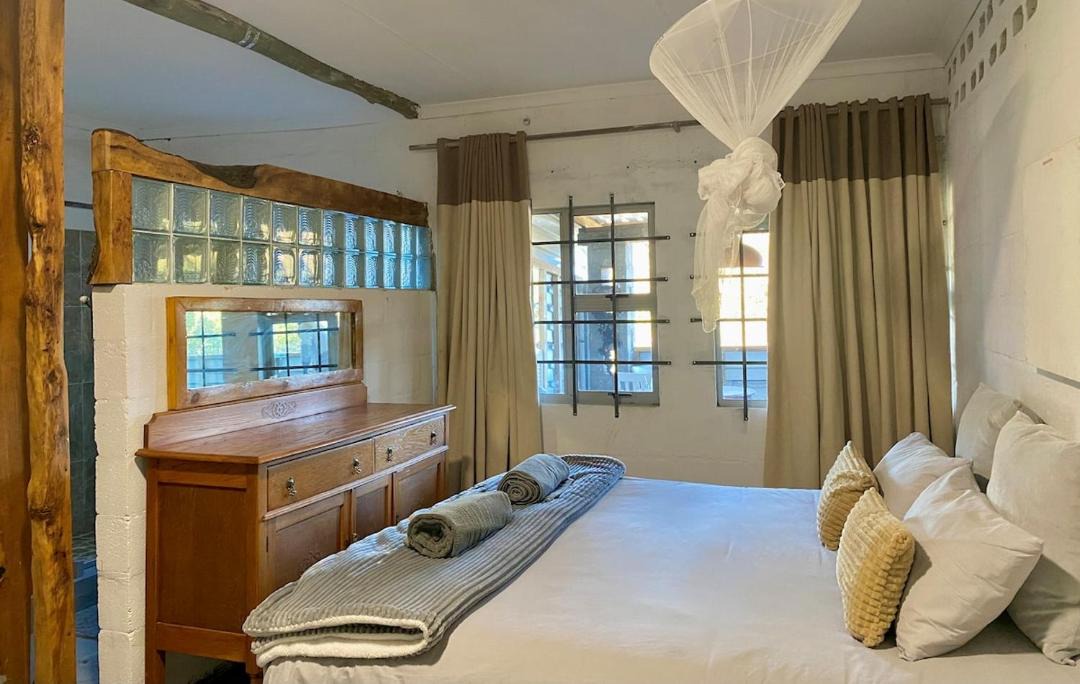 Photo of Bedroom in Somerset East