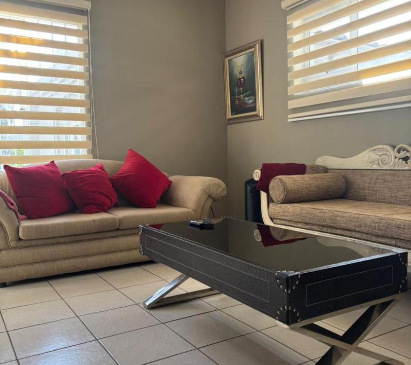 Photo of Livingroom in Pretoria