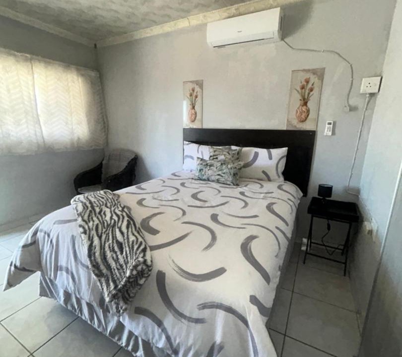 Photo of Bedroom in Moses Kotane