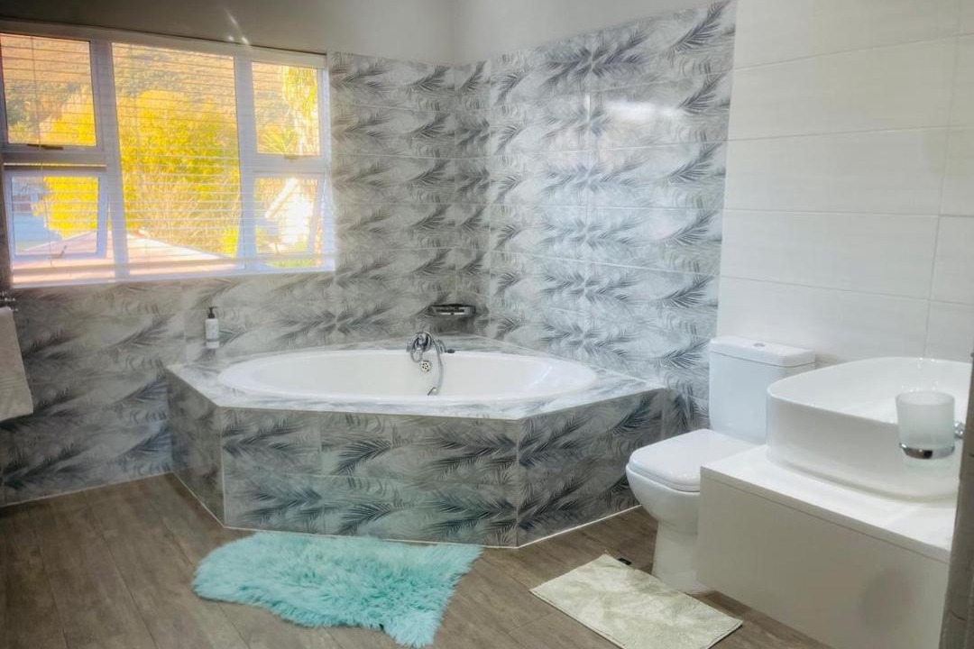 Photo of Bathroom in Komani