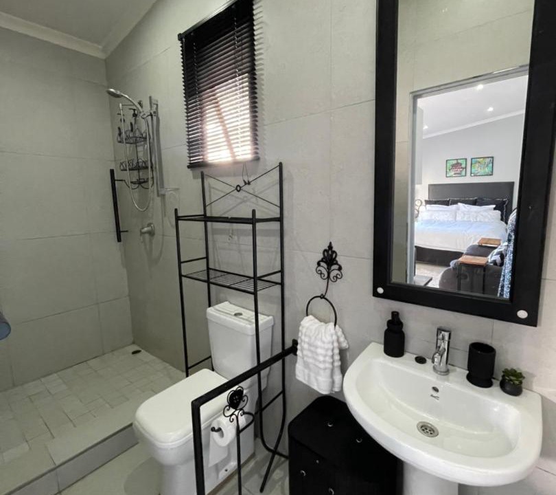 Photo of Bathroom in Glenwood
