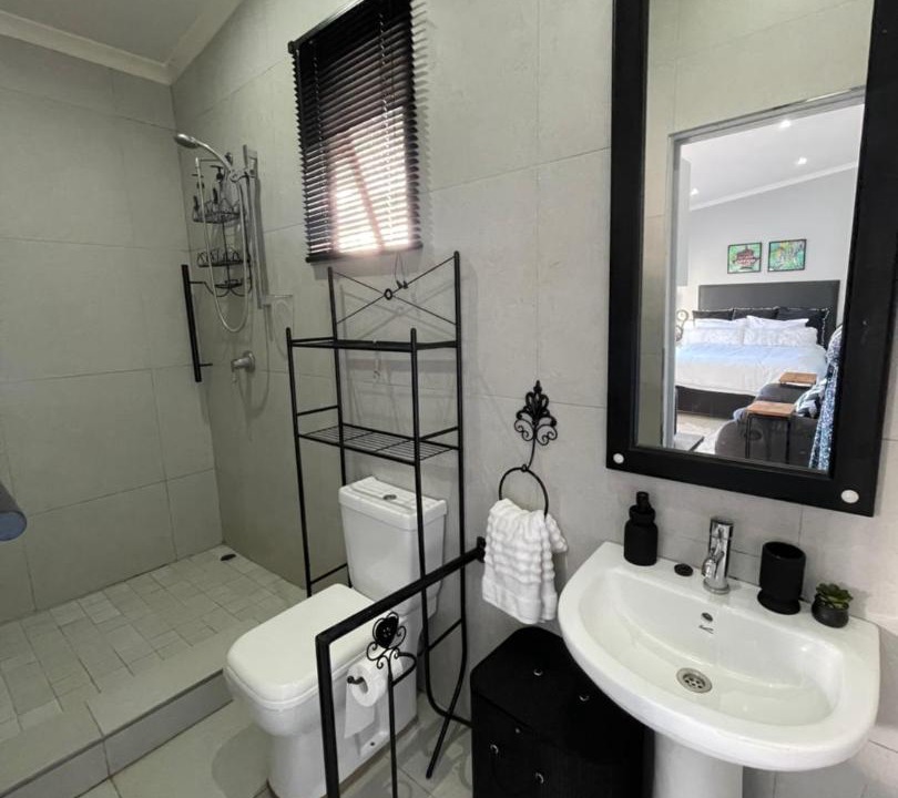 Photo of Bathroom in Glenwood