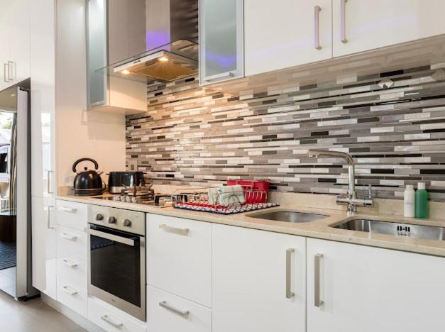 Photo of Kitchen in Shaka's Rock
