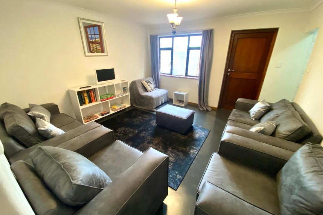 Photo of Livingroom in Muizenberg