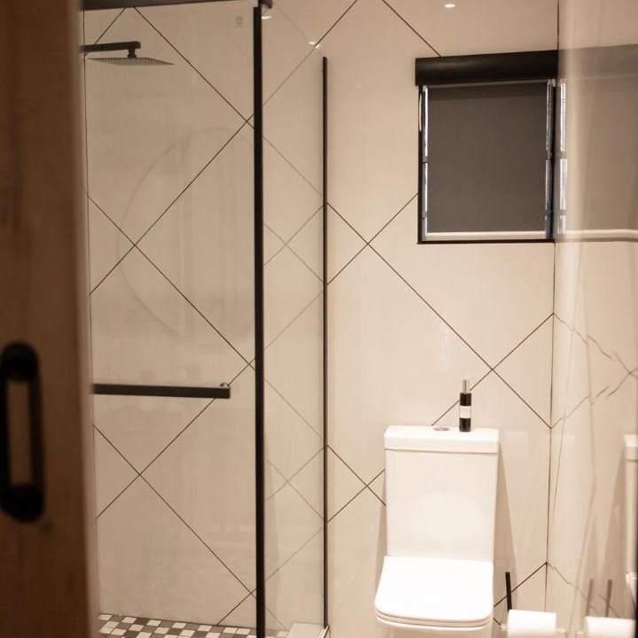 Photo of Bathroom in Elarduspark