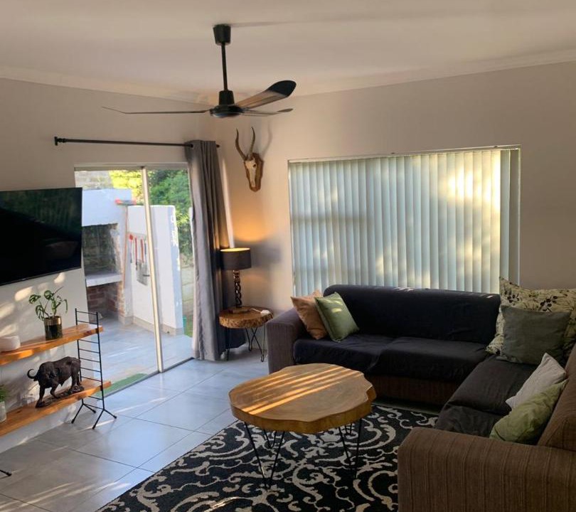 Photo of Livingroom in George