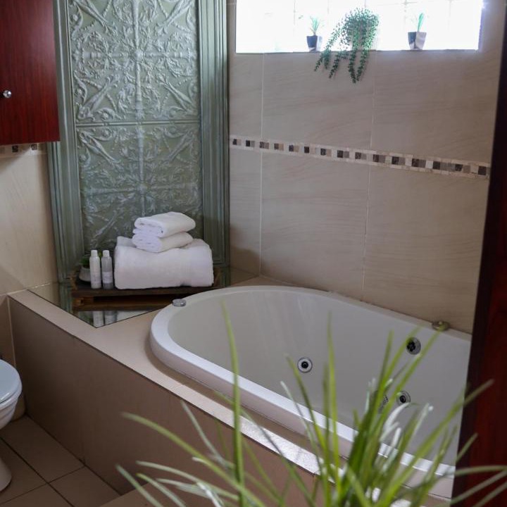 Photo of Bathroom in Kimberley