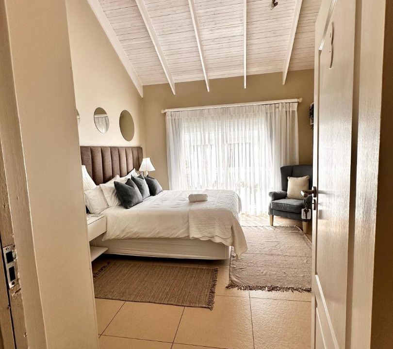 Photo of Bedroom in Shelley Point