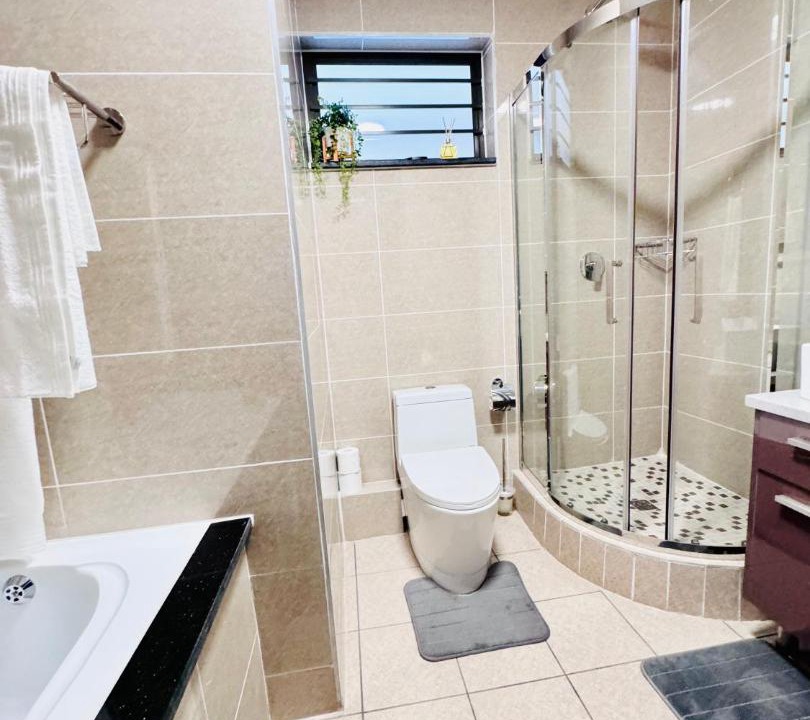 Photo of Bathroom in Greater Johannesburg Metropolitan Area