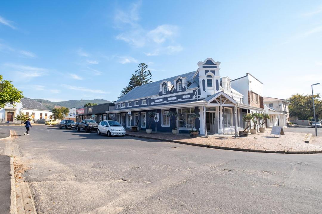 Photo of Others in Paarl