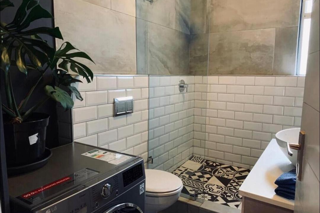Photo of Bathroom in Three Anchor Bay