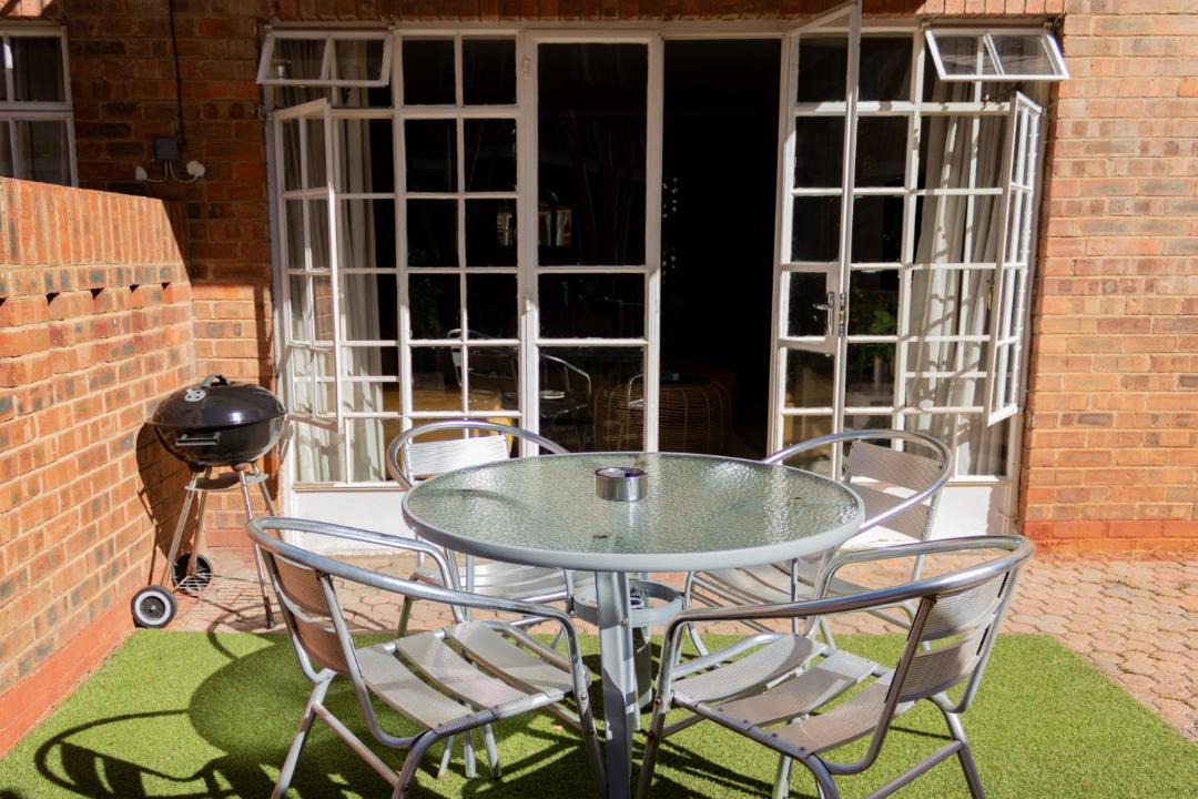 Photo of Patio Balcony in Woodmead