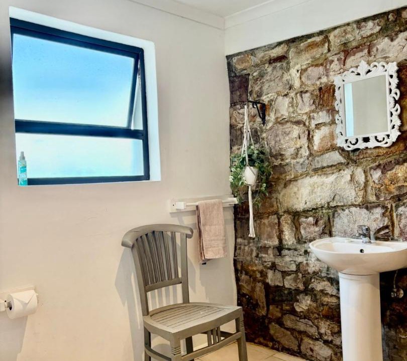 Photo of Bathroom in Glencairn
