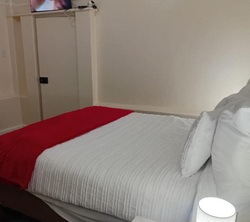 Photo of Bedroom in Oudtshoorn