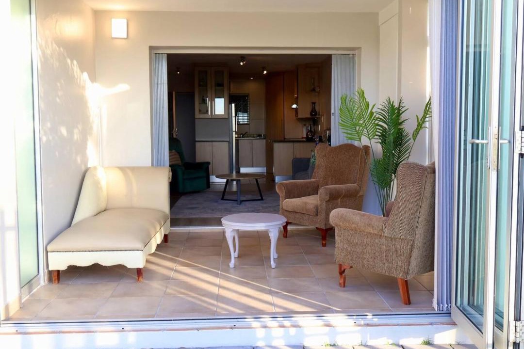 Photo of Patio Balcony in Pollok Beach