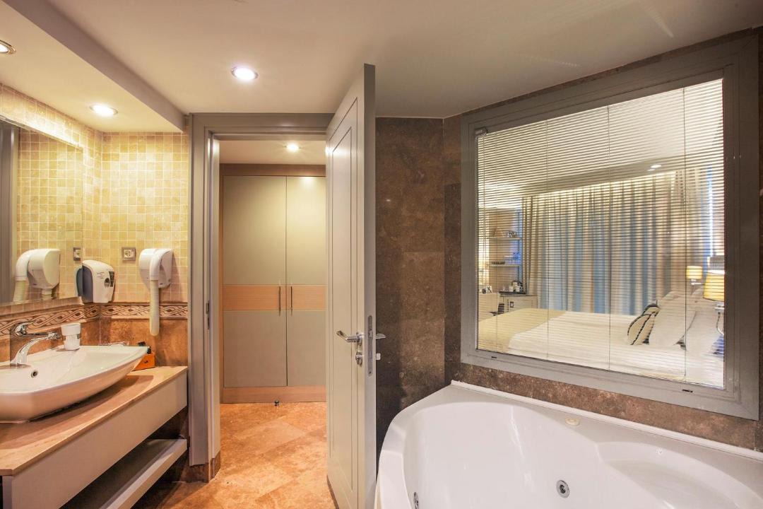 Photo of Bathroom in Kusadasi City Centre
