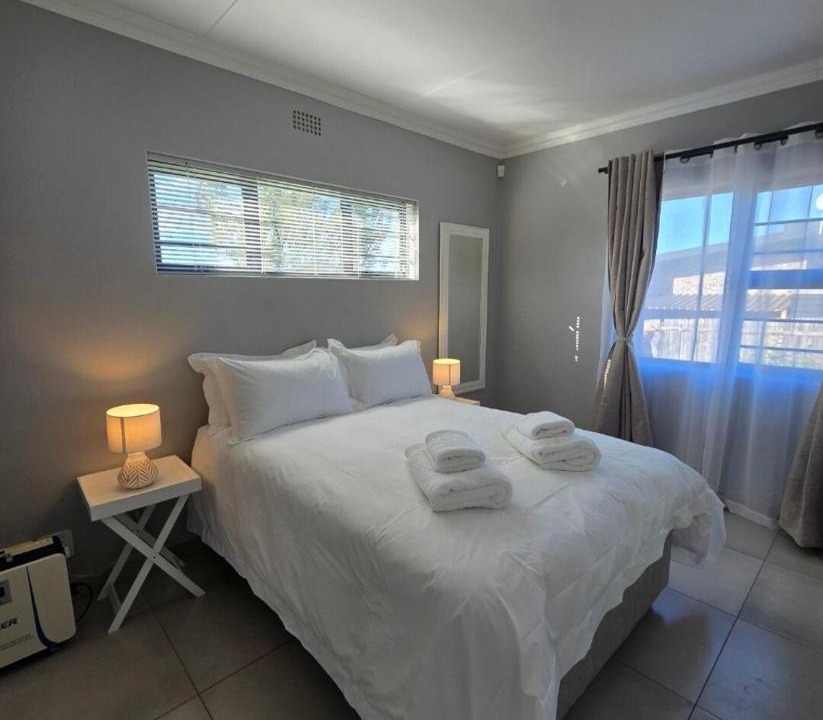 Photo of Bedroom in Wilderness Beach