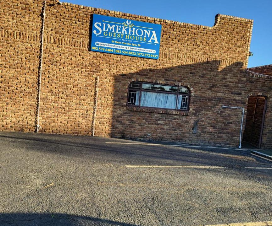 Photo of Others in Secunda