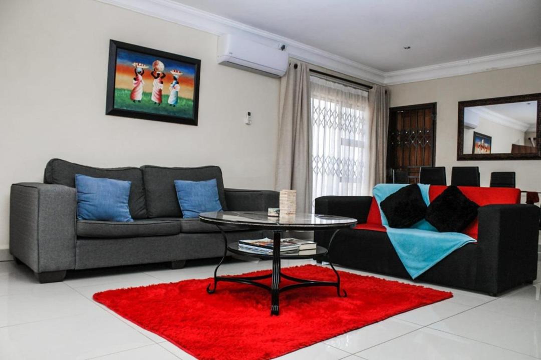 Photo of Livingroom in Moses Kotane