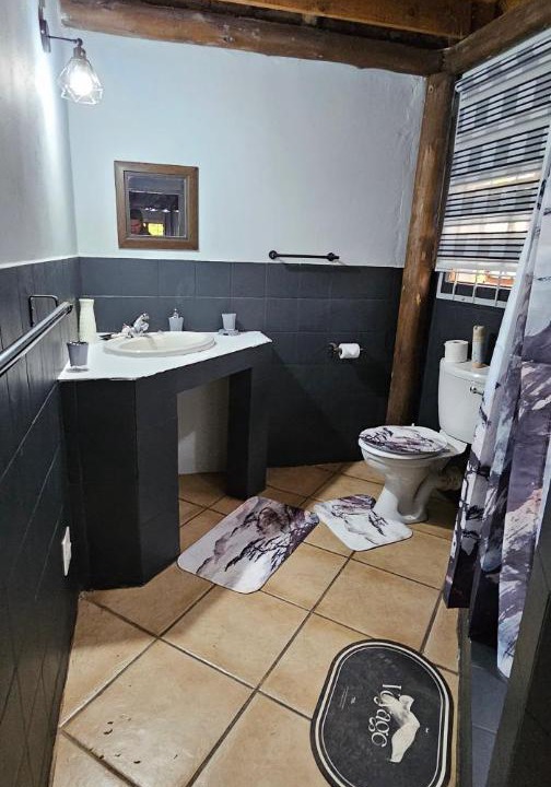Photo of Bathroom in UPhongolo