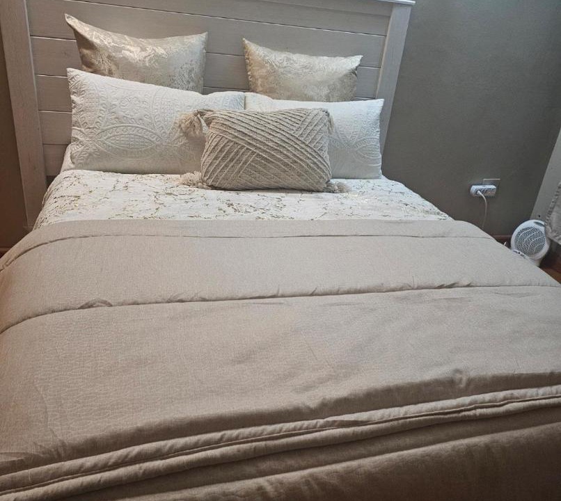 Photo of Bedroom in Emalahleni