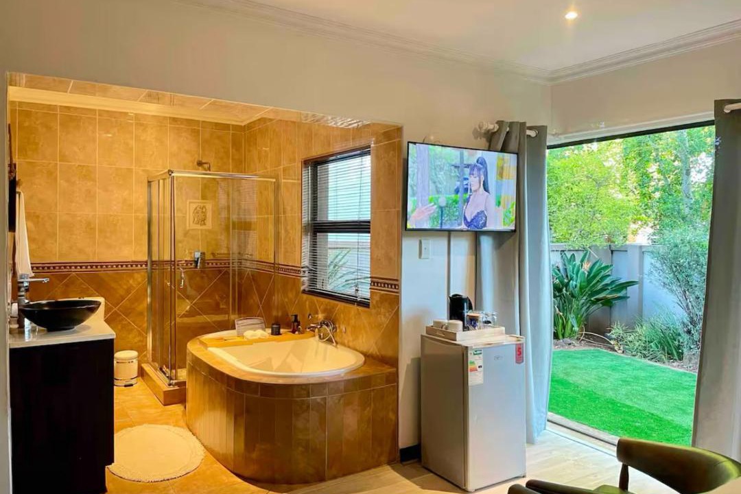 Photo of Bathroom in Olifantsfontein